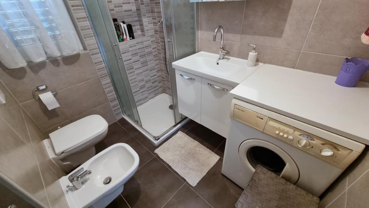 Apartment Tica Omiš Eksteriør bilde