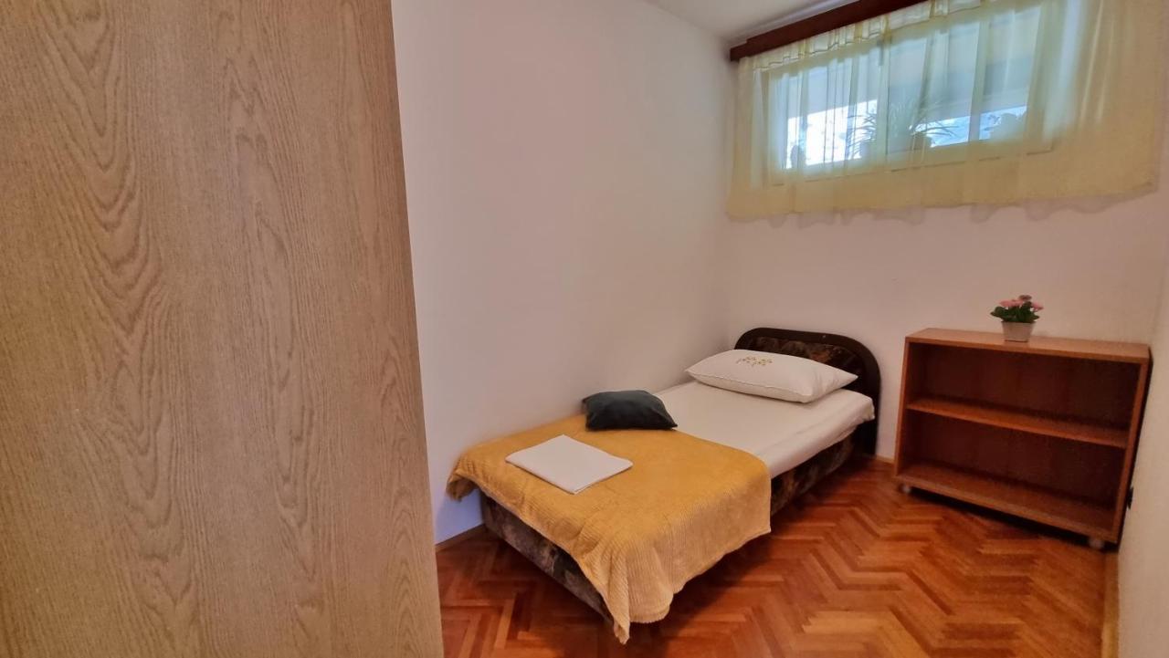 Apartment Tica Omiš Eksteriør bilde
